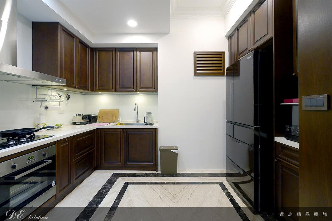 廚房設計｜Doris 廚房立式伸縮龍頭｜CSK 不鏽鋼手工水槽